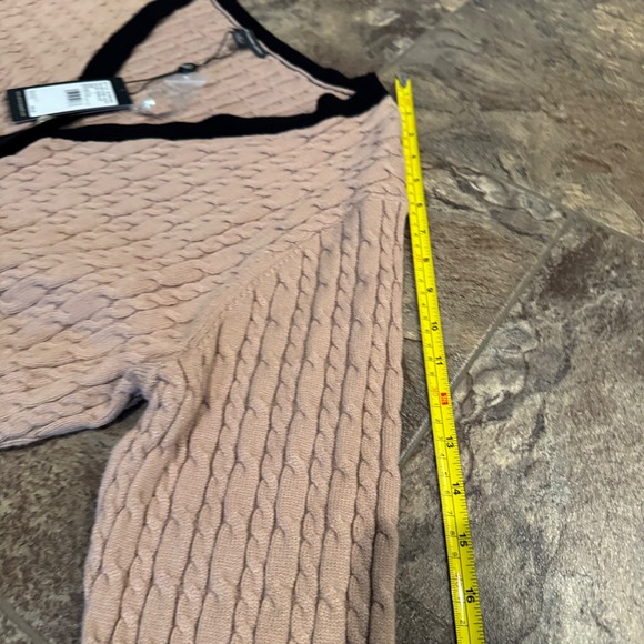 NWT Adrianna Papell $99 Beige Cable Knit Cardigan Black Trim Pearl Button Large - Picture 5 of 11